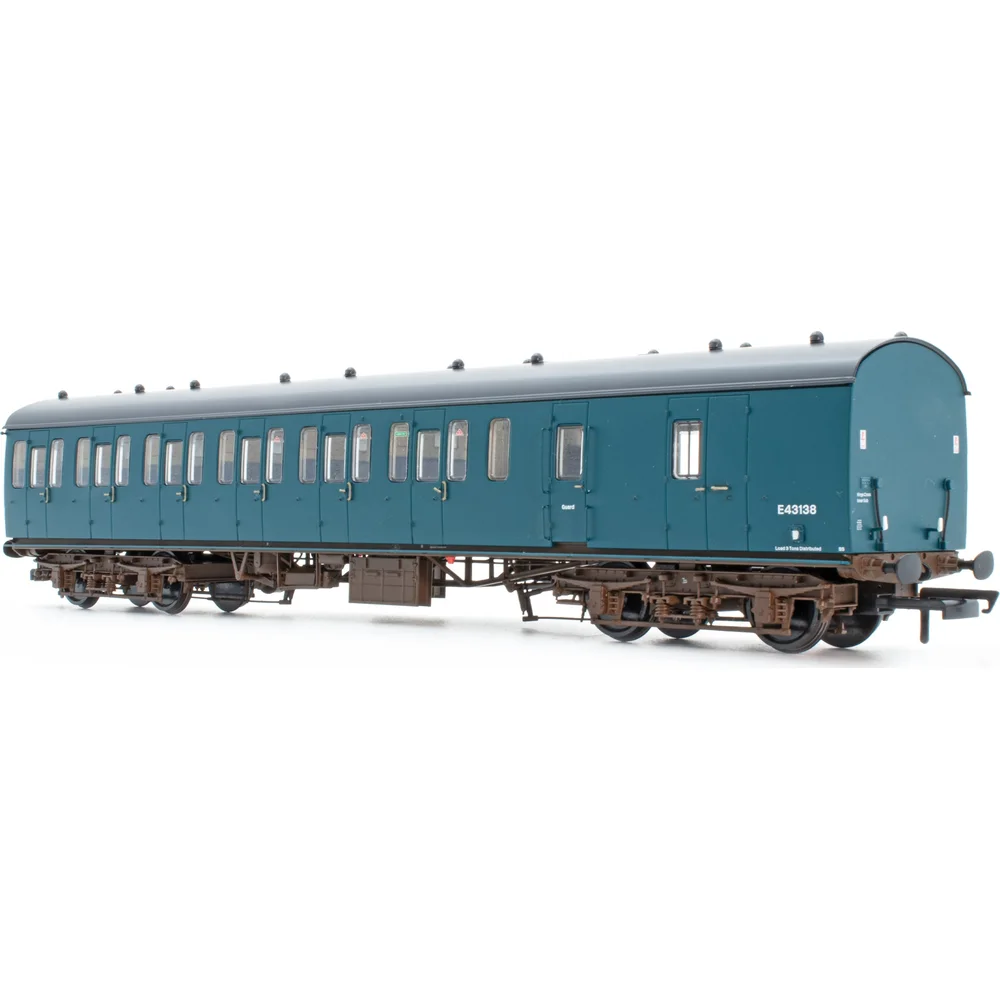 right-front-three-quarter-view by Accurascale