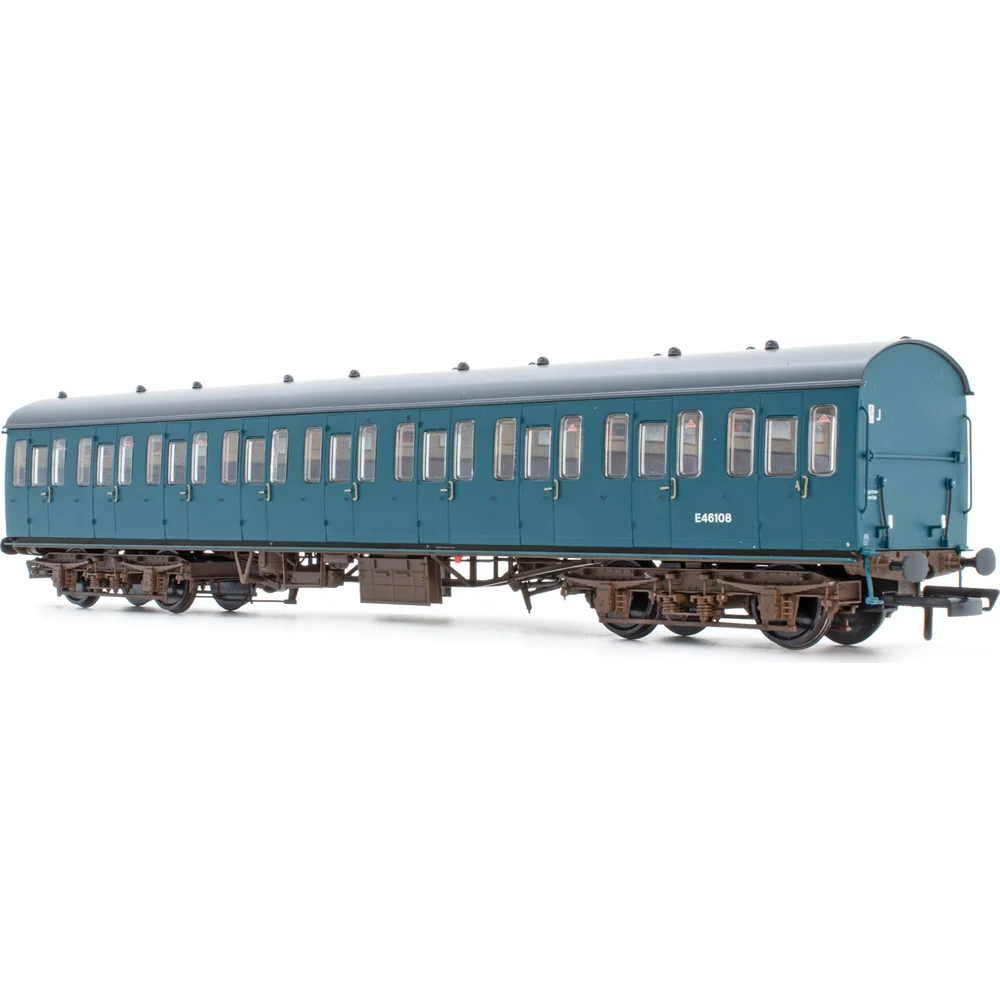 right-front-three-quarter-view by Accurascale