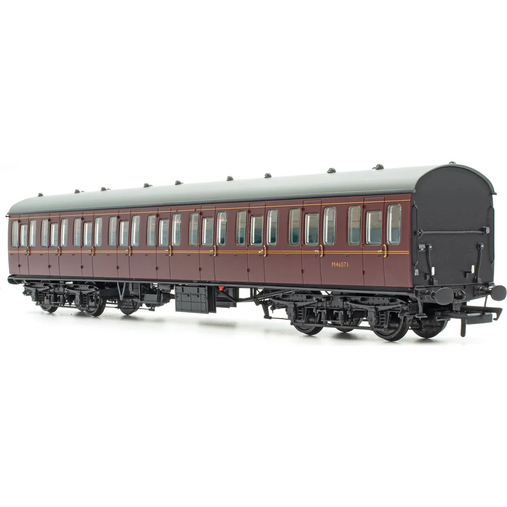 right-front-three-quarter-view by Accurascale