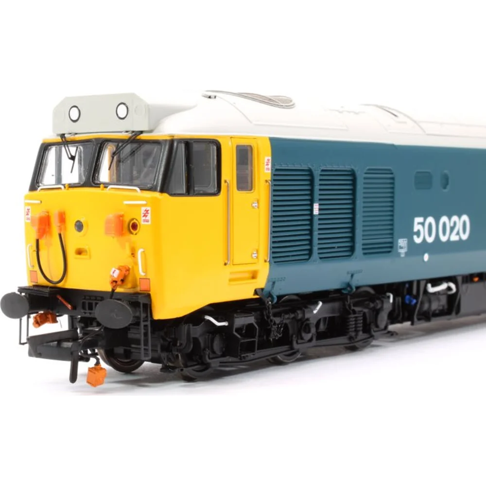 close-up-of-cab-left by Accurascale