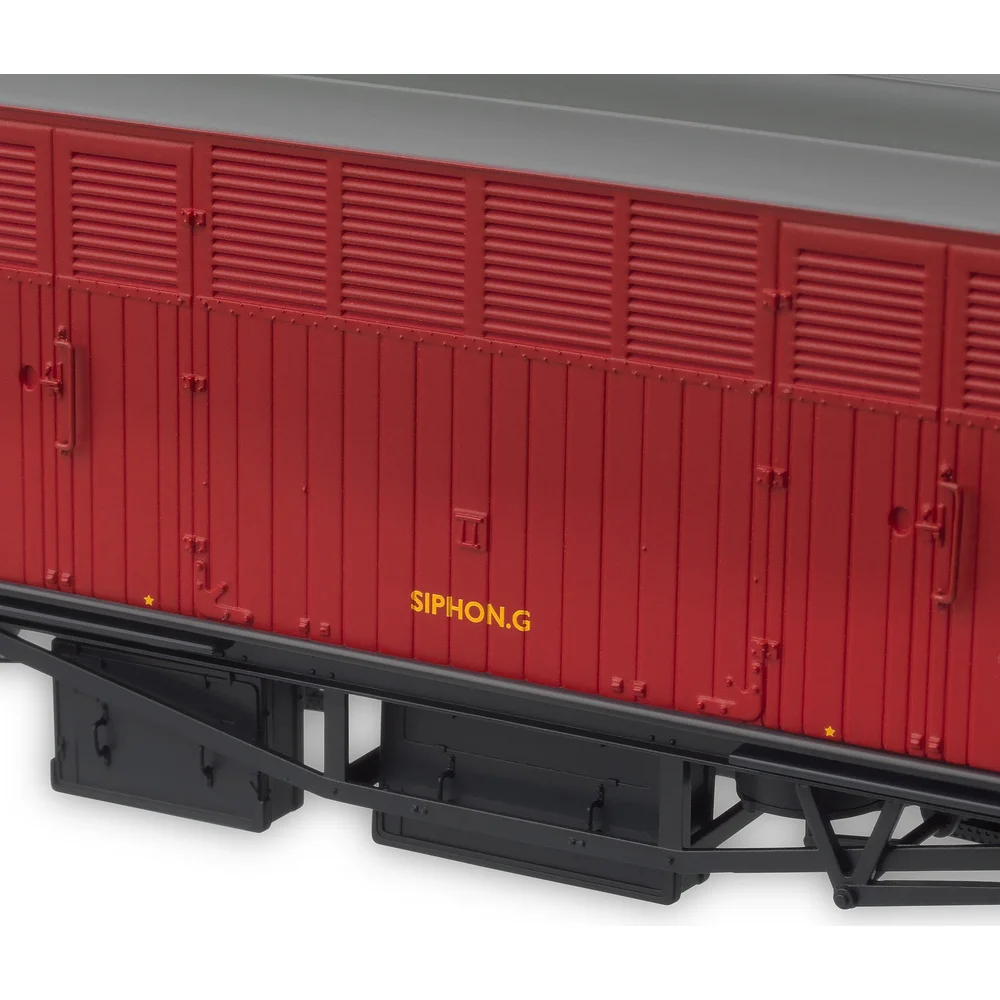 close-up-of-insignia by Accurascale