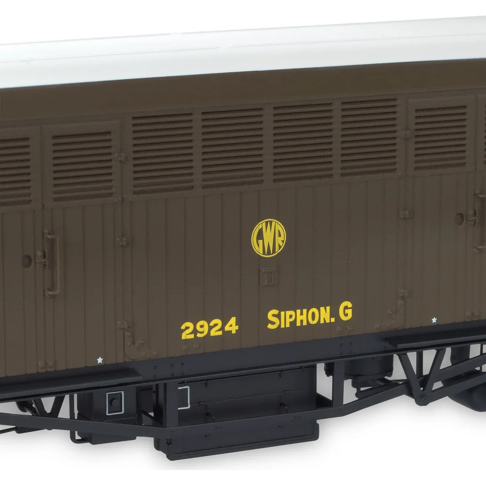 close-up-of-insignia by Accurascale