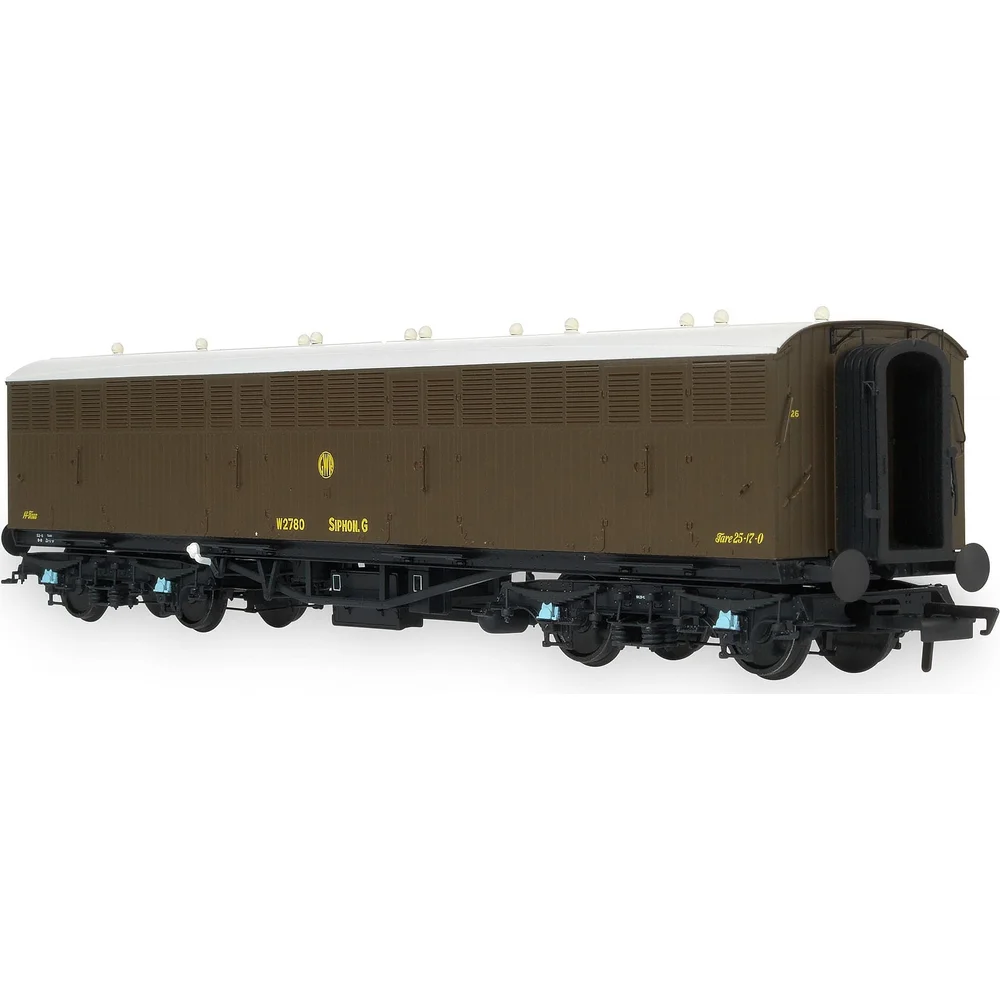 right-rear-three-quarter-view by Accurascale