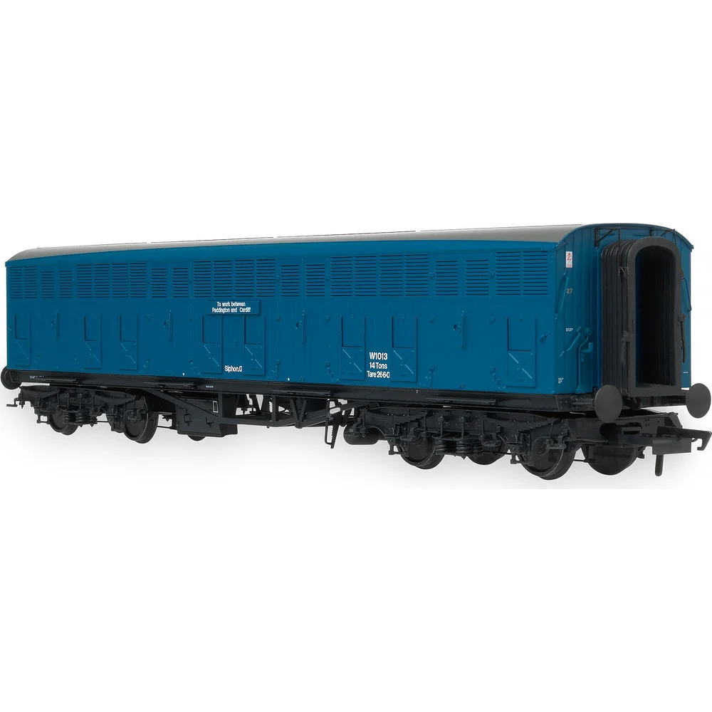 right-front-three-quarter-view by Accurascale