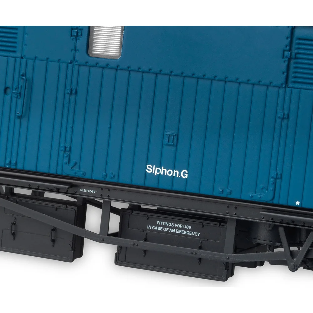 close-up-of-insignia by Accurascale