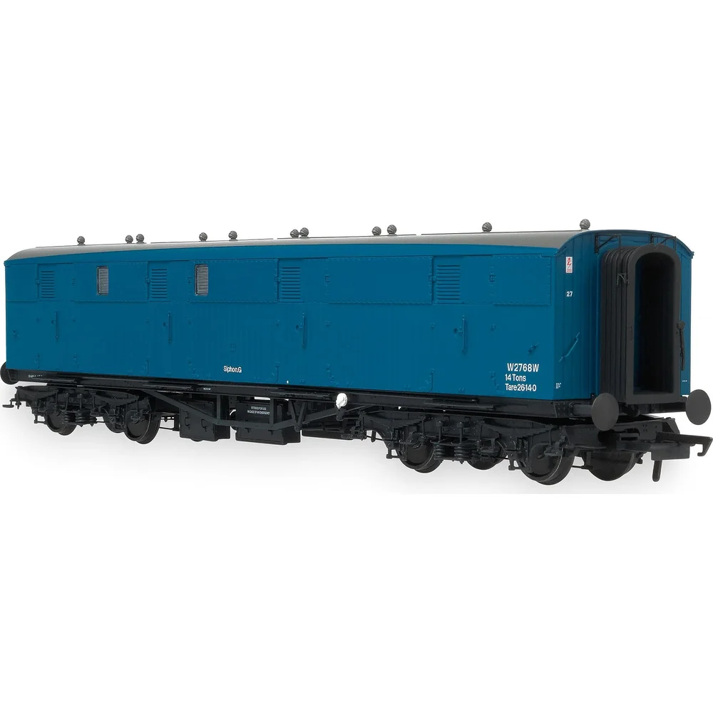 right-rear-three-quarter-view by Accurascale