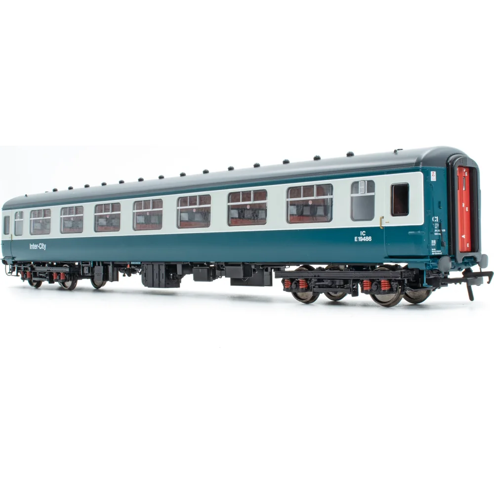 right-front-three-quarter-view by Accurascale