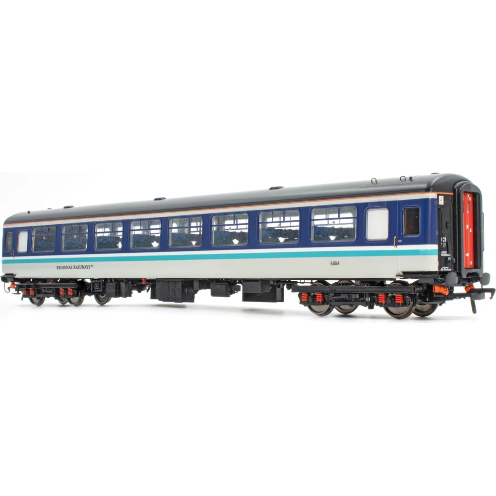 right-front-three-quarter-view by Accurascale