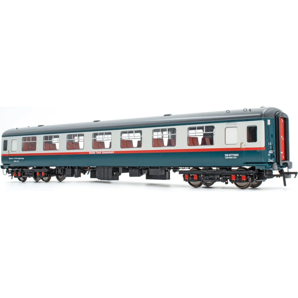 right-front-three-quarter-view by Accurascale