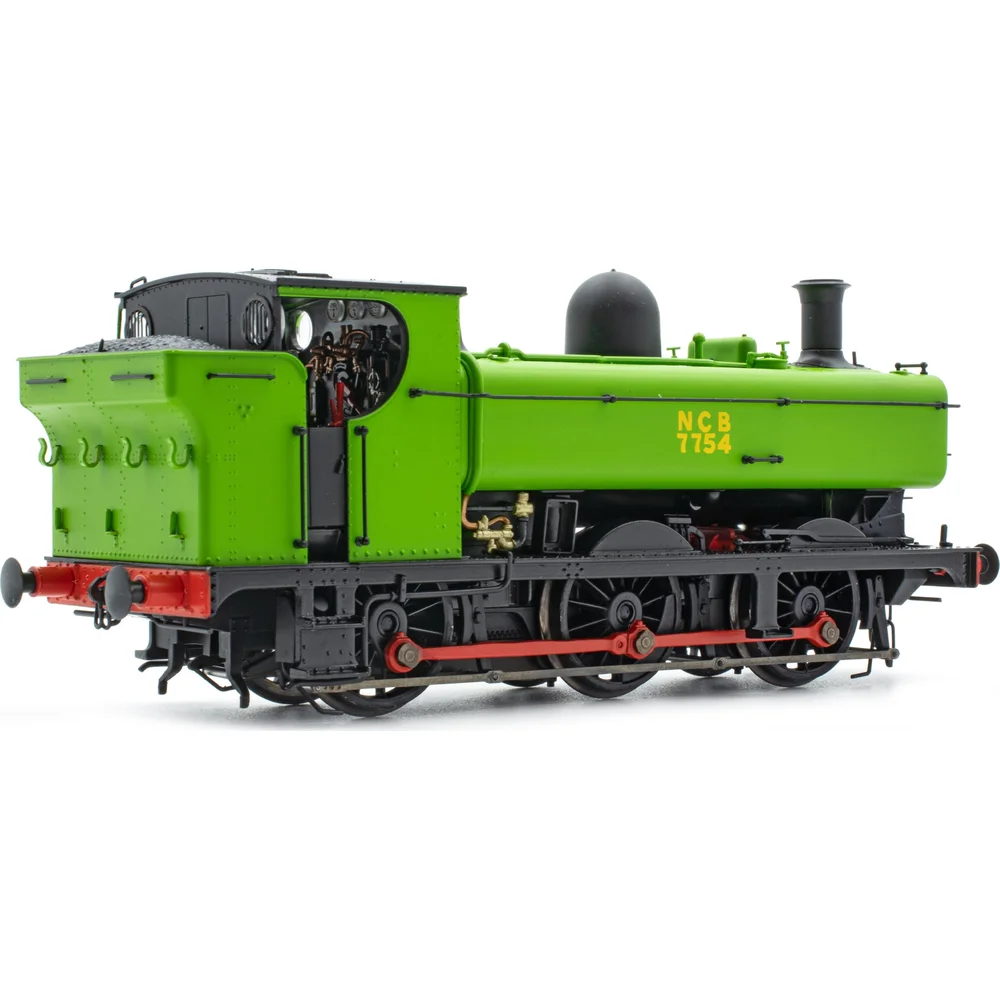 right-rear-three-quarter-view by Accurascale