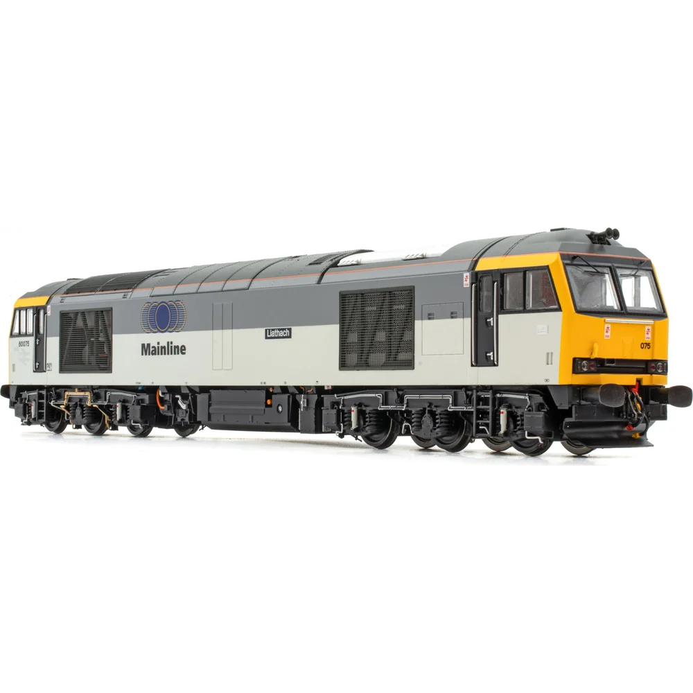 right-front-three-quarter-view by Accurascale