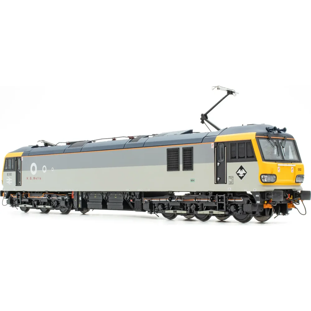 right-front-three-quarter-view by Accurascale