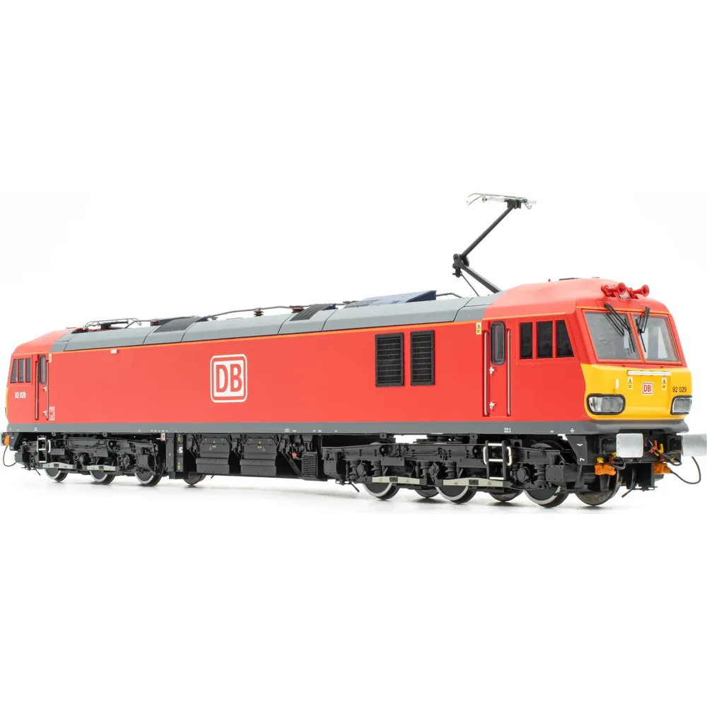 Accurascale Right front three quarter view