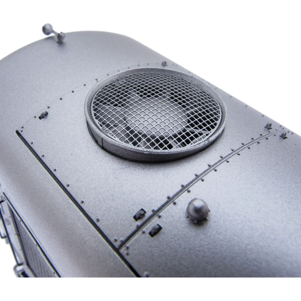 close-up-of-fan by Accurascale