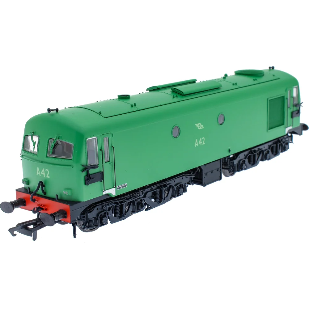 left-rear-three-quarter-view by Accurascale