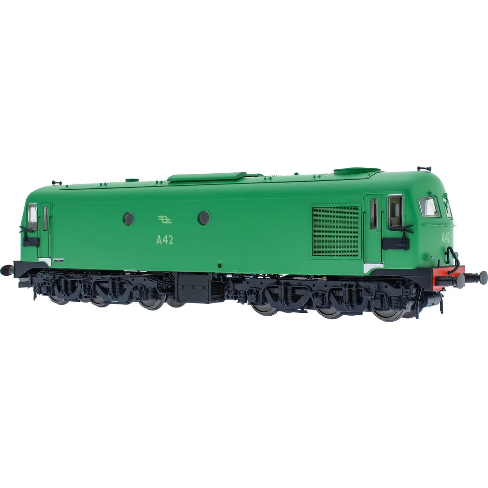 right-rear-three-quarter-view by Accurascale