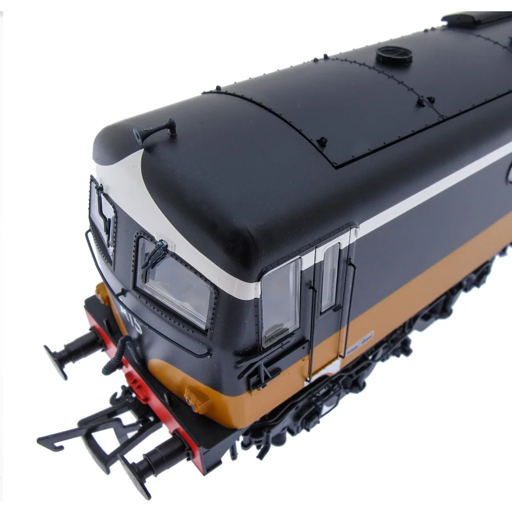 close-up-of-cab-left by Accurascale