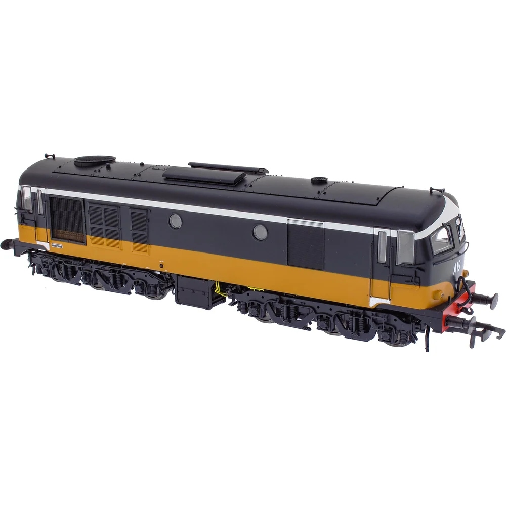 right-rear-three-quarter-view by Accurascale