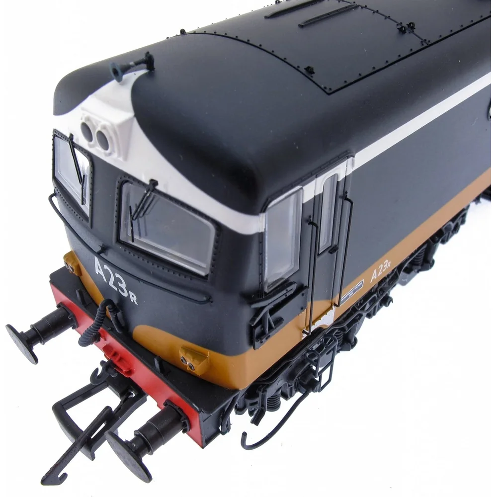 close-up-of-cab-left by Accurascale