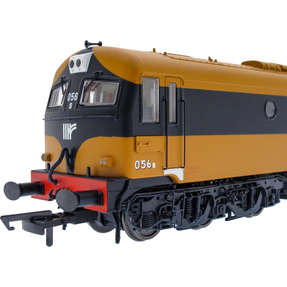 close-up-of-cab-left by Accurascale