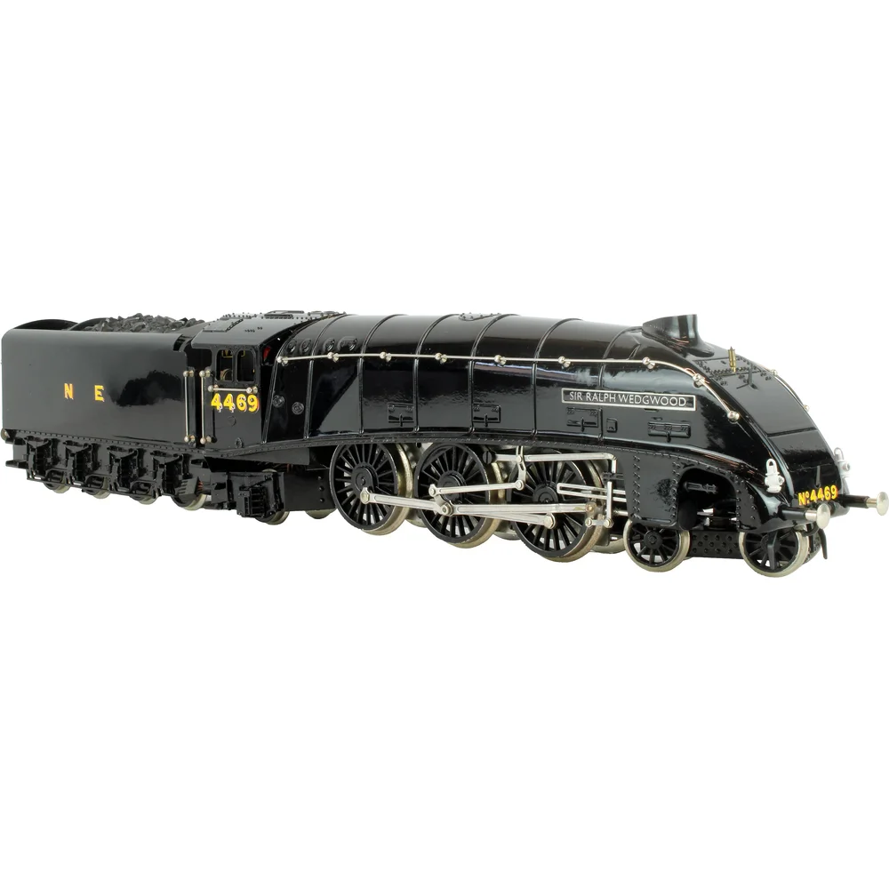 right-front-three-quarter-view by ACE Trains