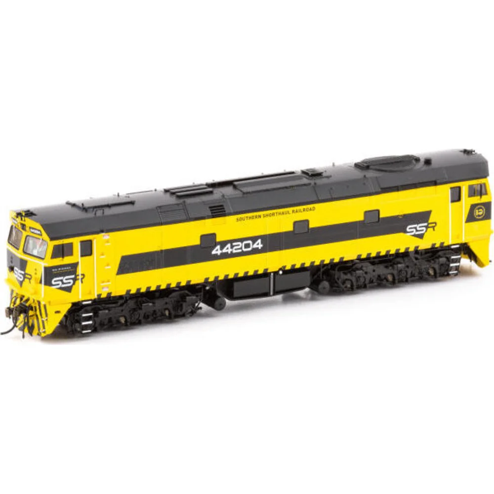 left-front-three-quarter-view by Auscision