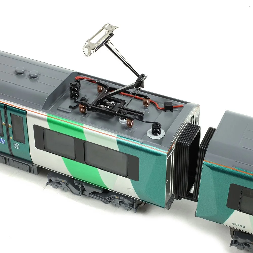 Bachmann Close up of pantograph