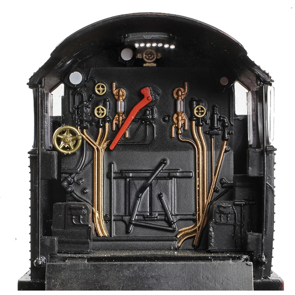 close-up-of-cab by Bachmann