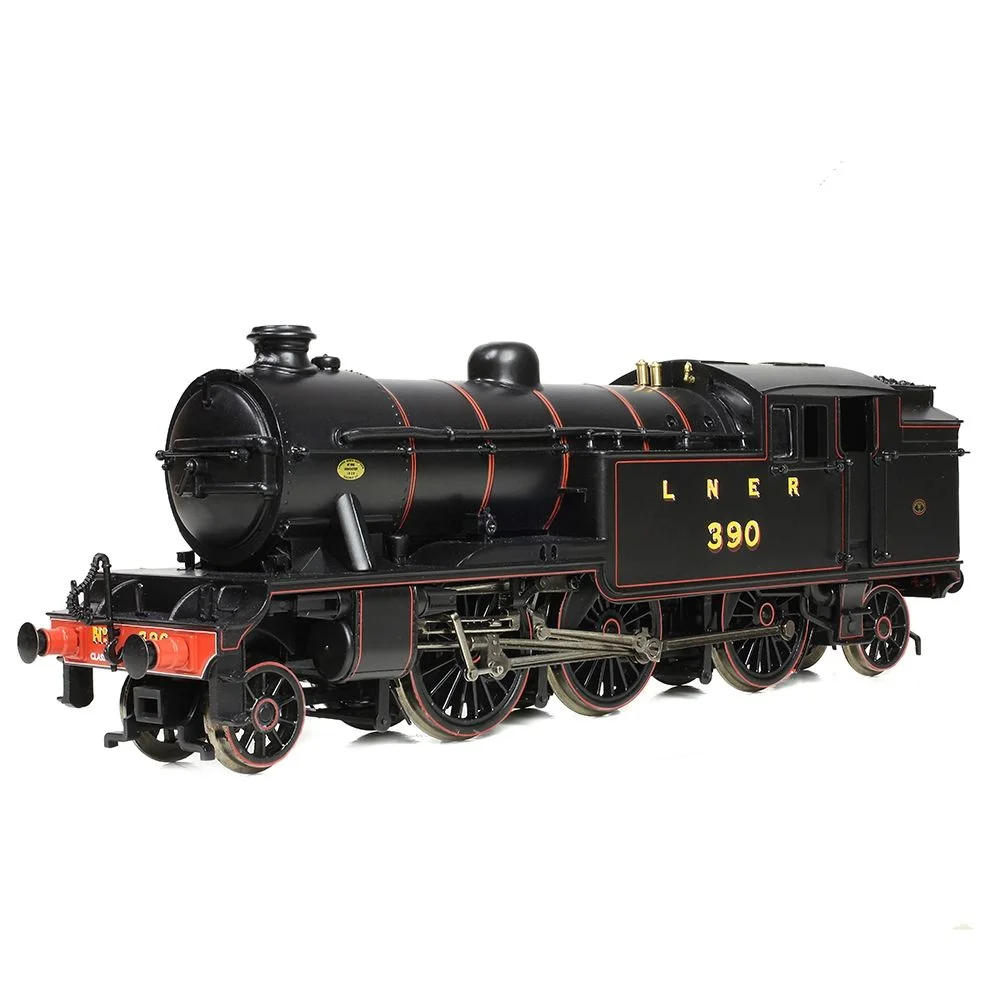 Bachmann Left front three quarter view