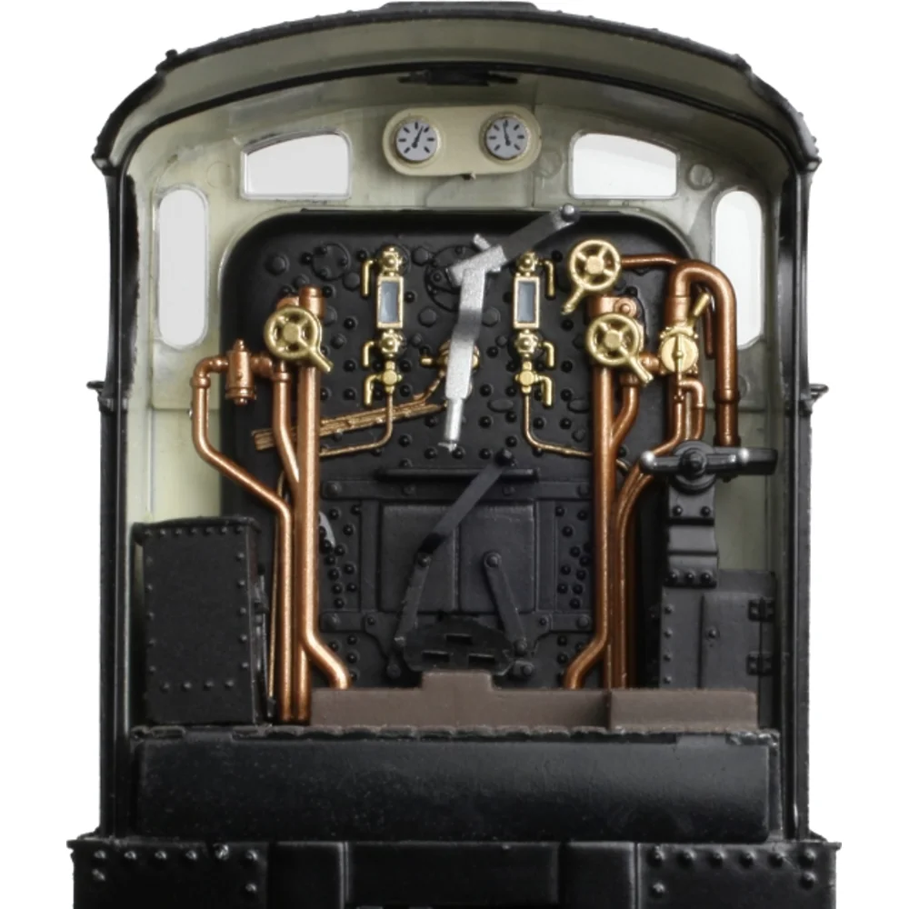 close-up-of-cab by Bachmann