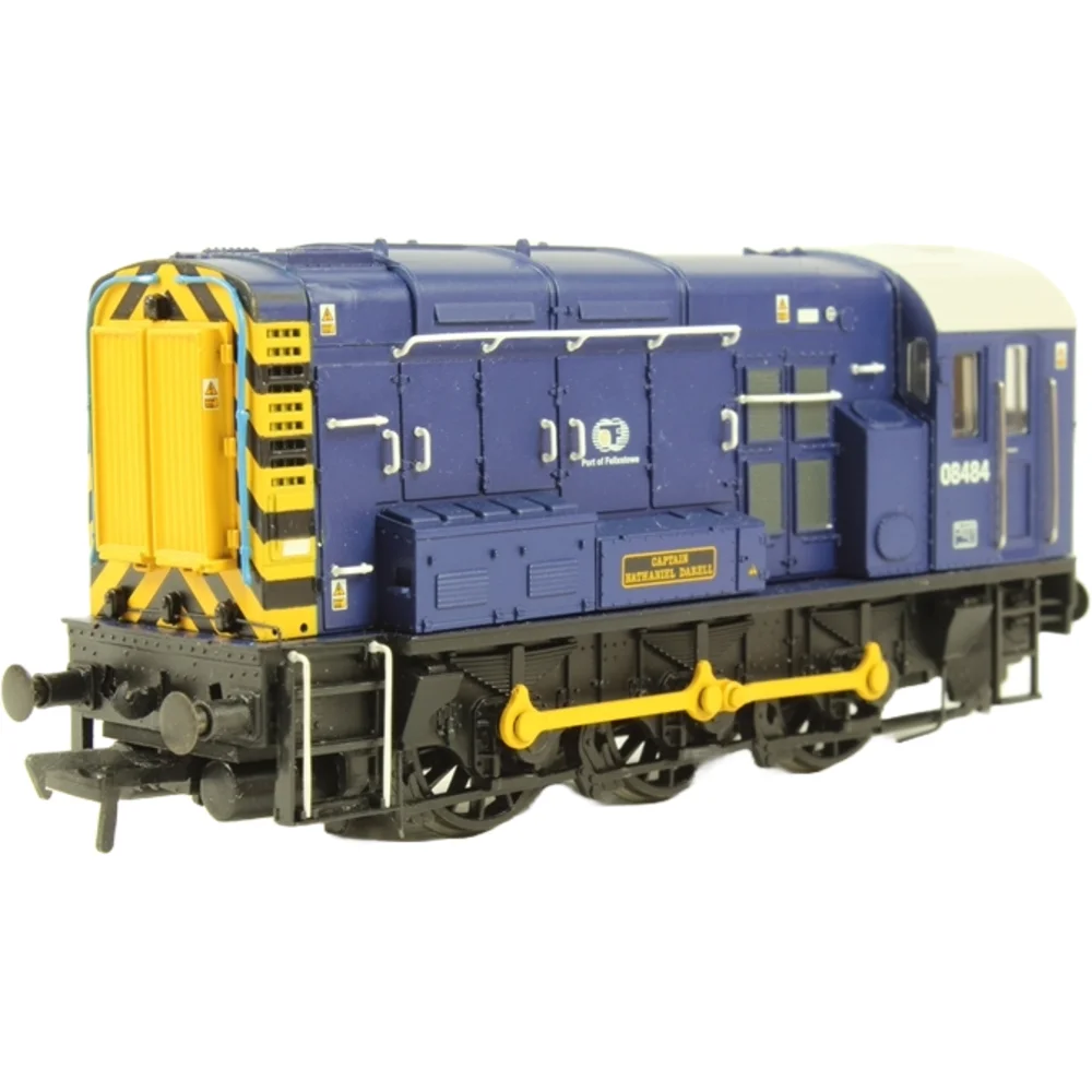 Hattons Model Railways Left front three quarter view