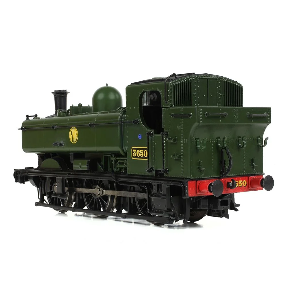 Bachmann Right rear three quarter view