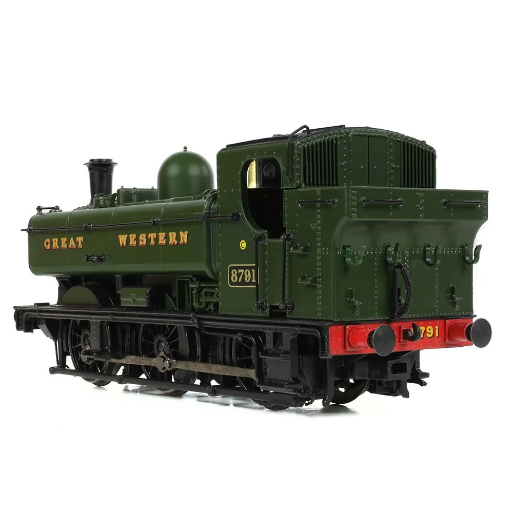 Bachmann Left rear three quarter view