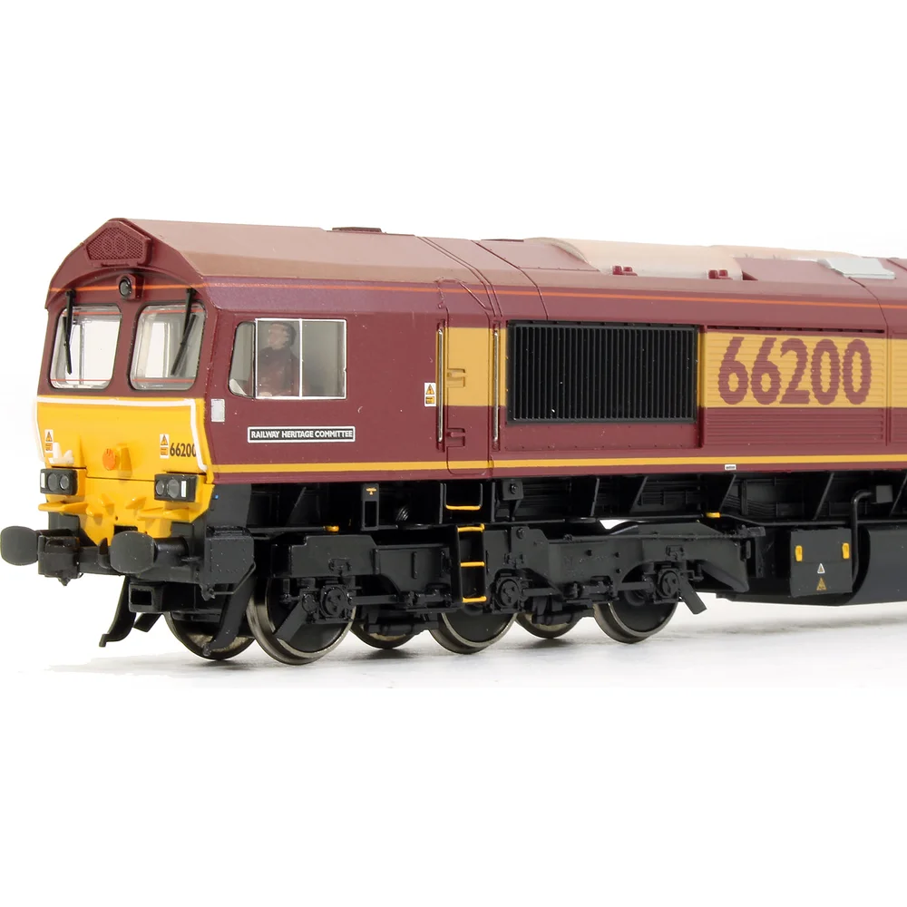 close-up-of-cab-left by Bachmann