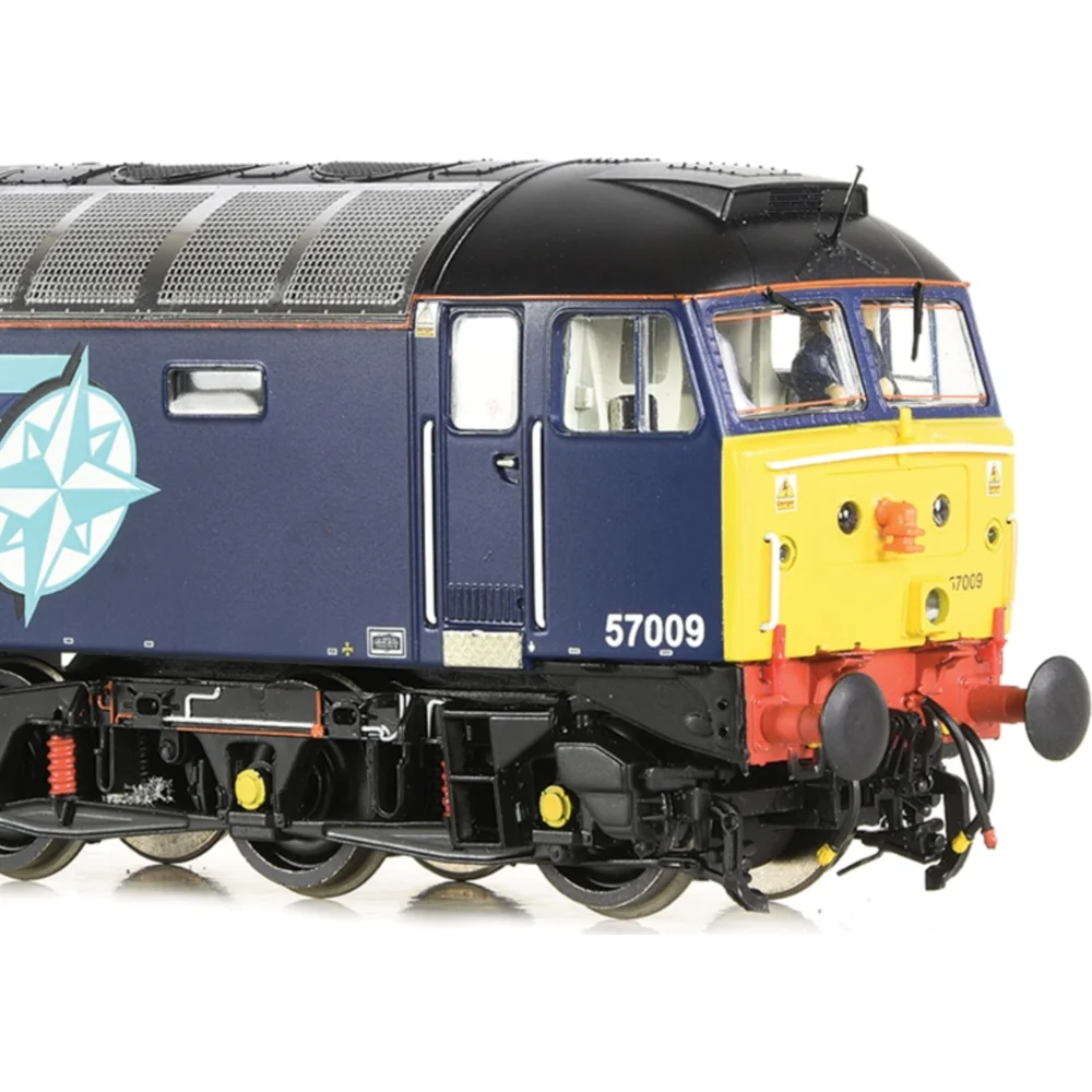 close-up-of-cab-right by Bachmann