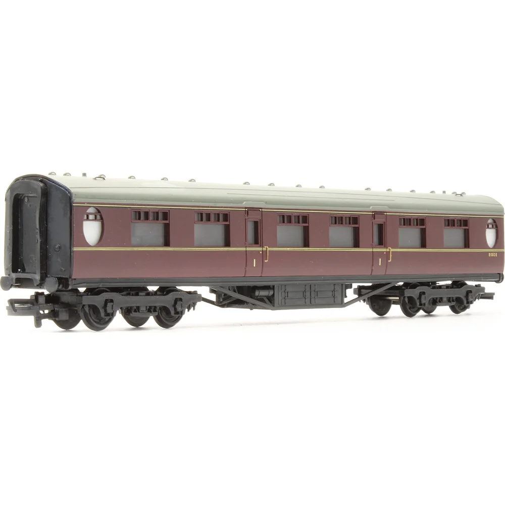 left-rear-three-quarter-view by Bachmann