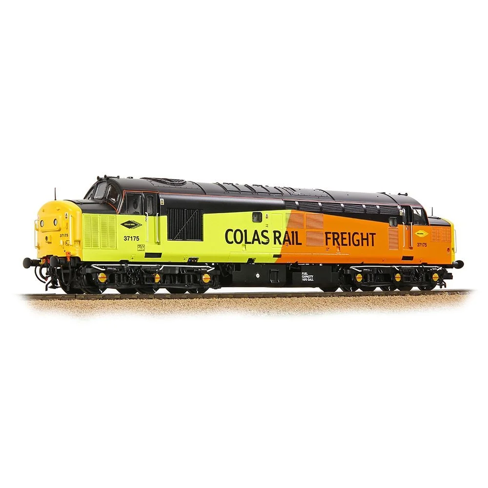 Bachmann 35-310 Class 37/0 in OO