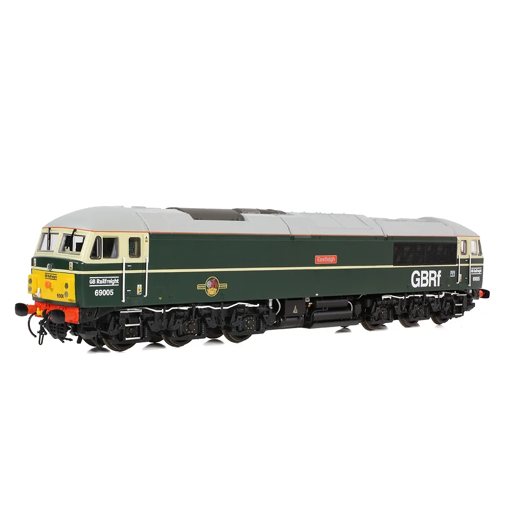 Bachmann Left front three quarter view