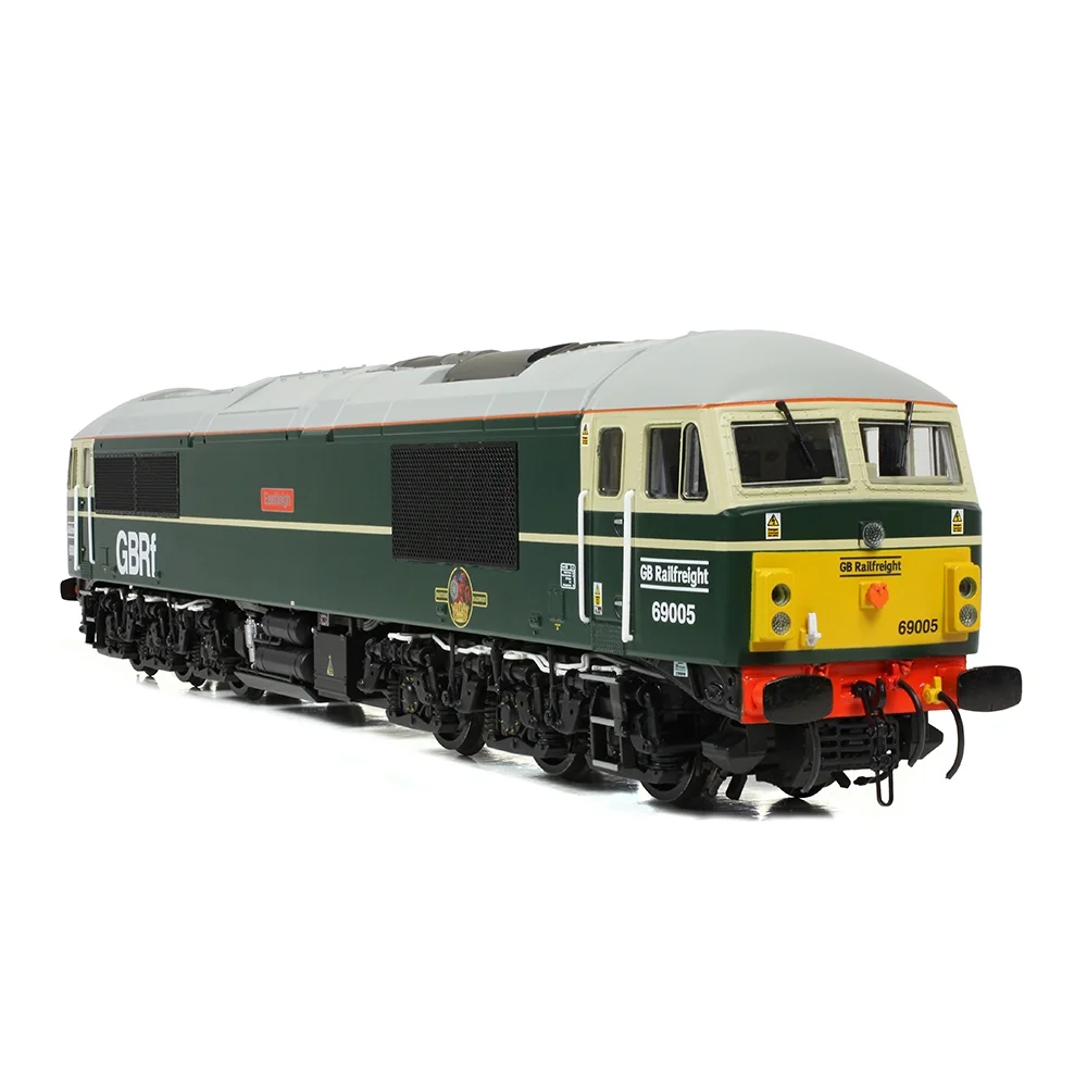 Bachmann Right front three quarter view