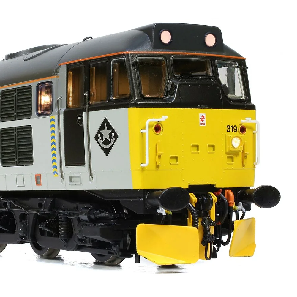 Bachmann Close up of cab
