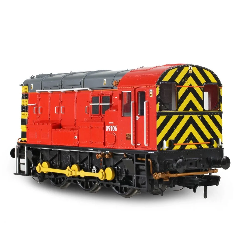 right-rear-three-quarter-view by Bachmann