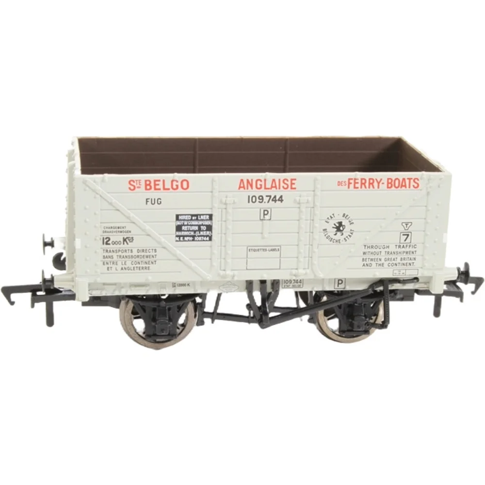 side-elevation by Bachmann