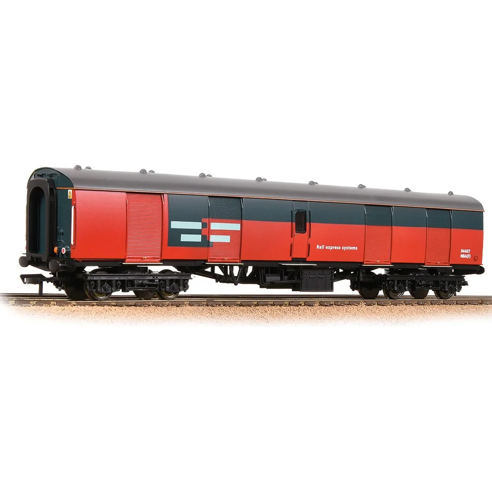 left-track-display-view by Bachmann