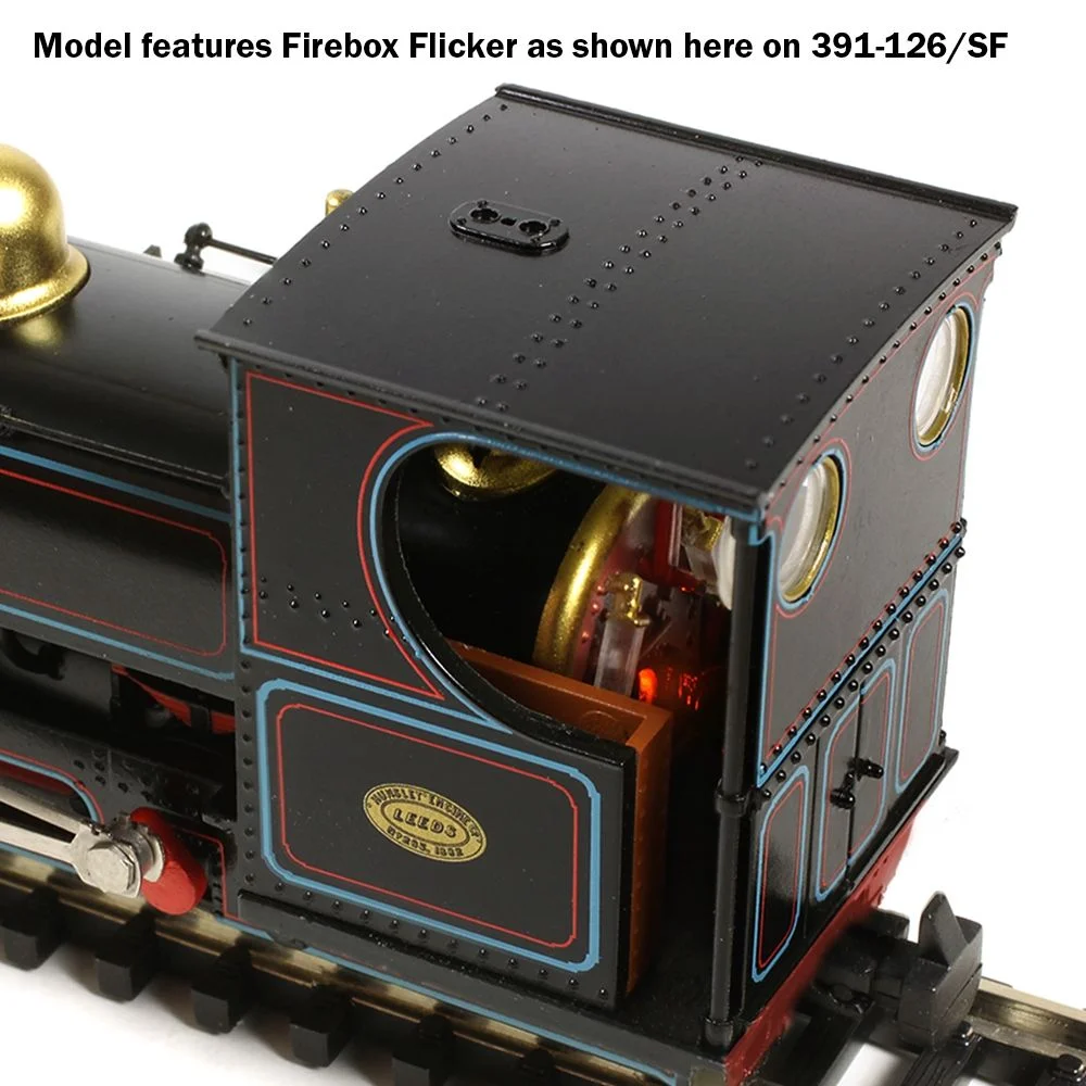 close-up-of-cab by Bachmann