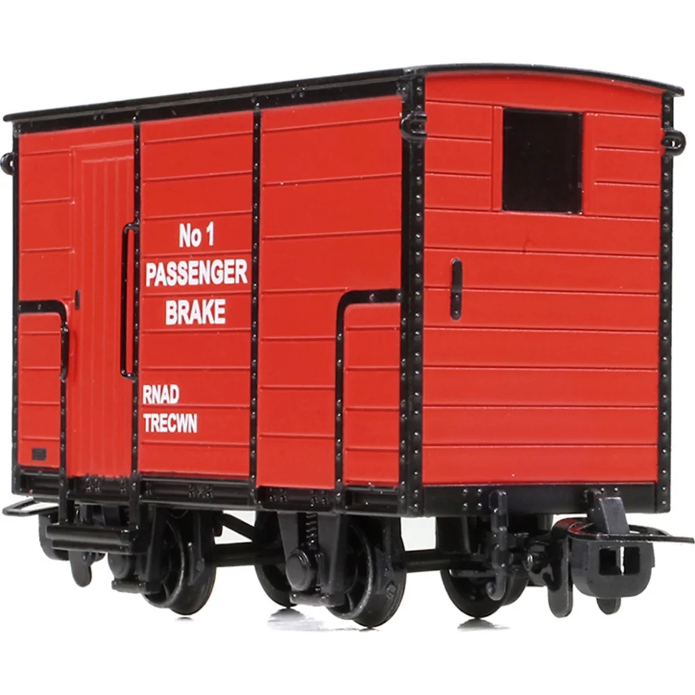 right-front-three-quarter-view by Bachmann