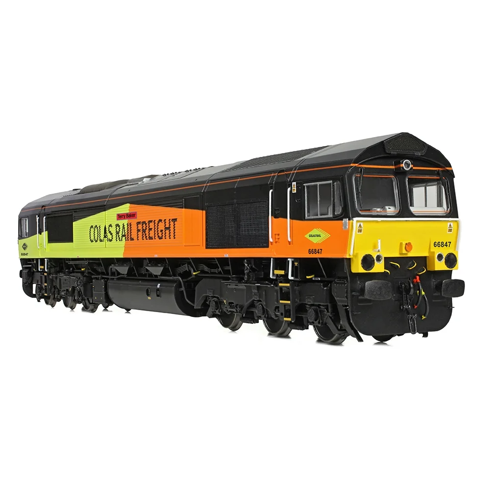 Bachmann Right front three quarter view