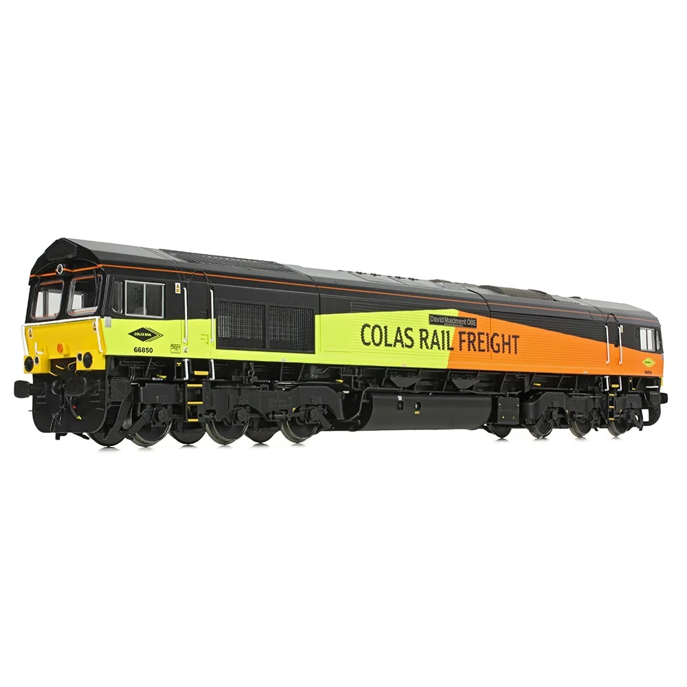 Bachmann Left front three quarter view