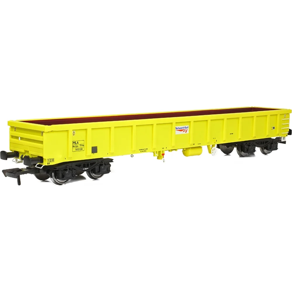 Left Front Three Quarter View by Bachmann