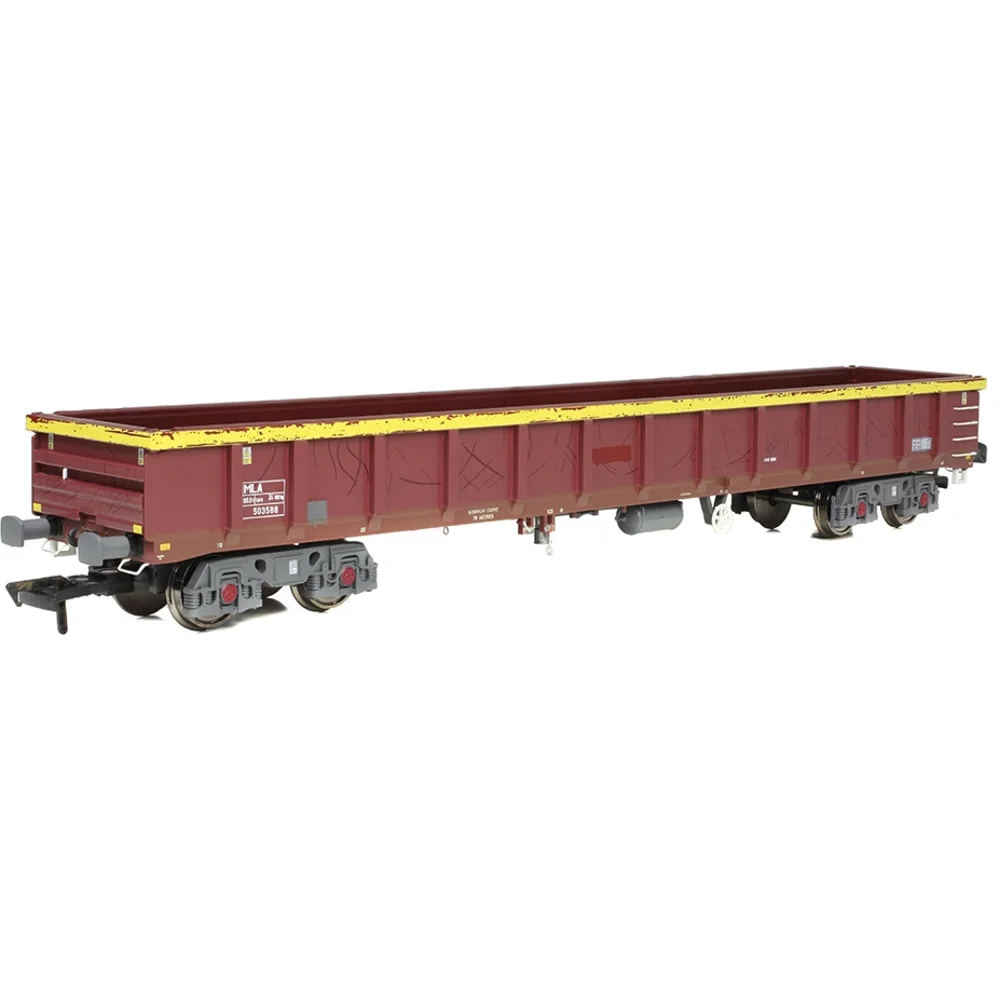 Left Front Three Quarter View by Bachmann