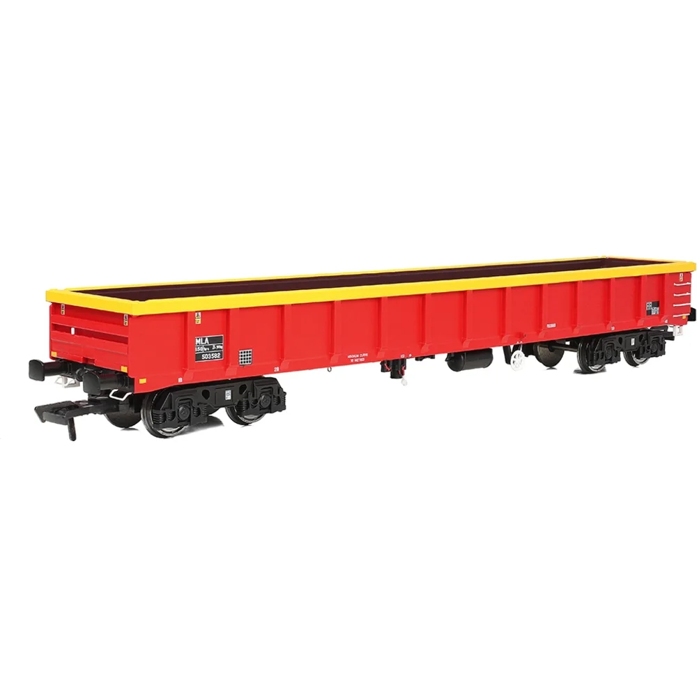 Left Front Three Quarter View by Bachmann